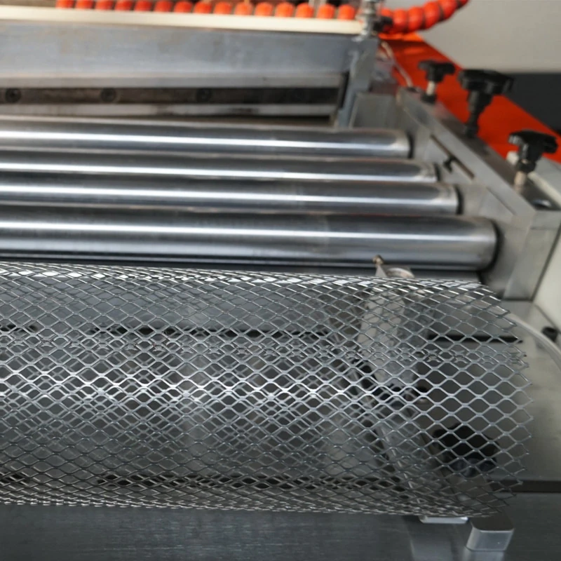 Automatic Flattening, Cutting, Rolling & Welding Machine